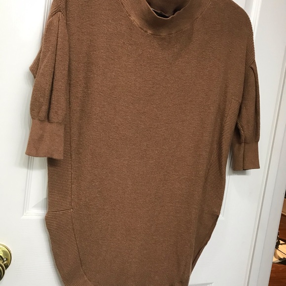 Express Tops - Picture 3 of 5